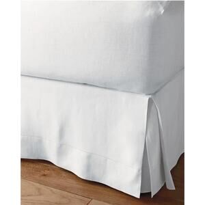 NEW The Company Store Relaxed Linen Bed Skirt - White, Queen, 94$